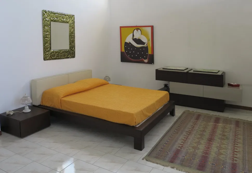 Camera completa C112 Napol in laccato lucido a prezzo scontato