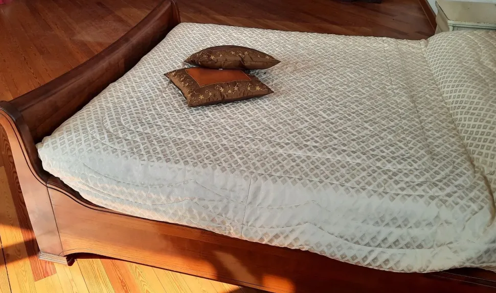 Camera da letto Artigianale Diana a prezzo ribassato in legno