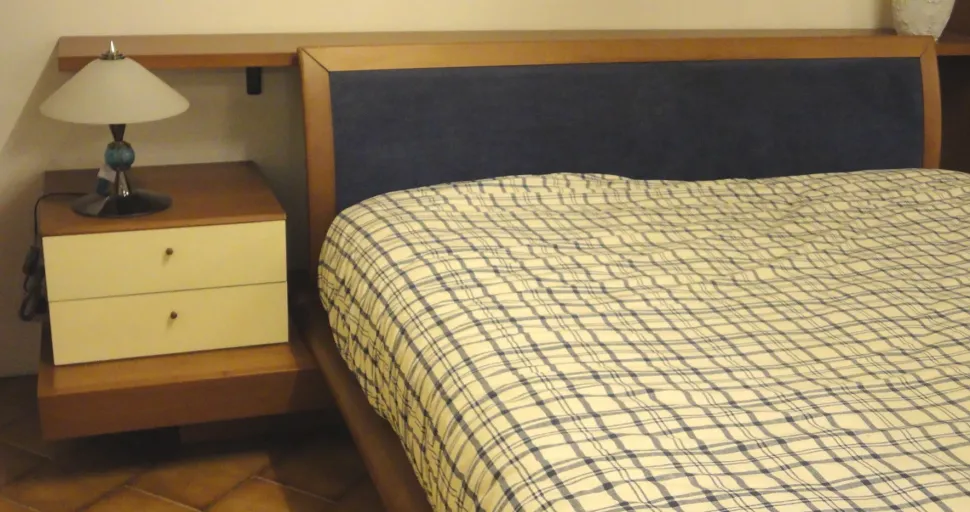 Camera da letto Camera Collezione esclusiva in legno a prezzo Outlet