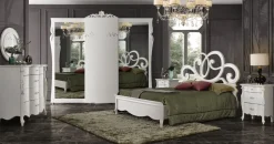 Camera da letto Camera matrimoniale stile classico Collezione esclusiva in legno a prezzo scontato