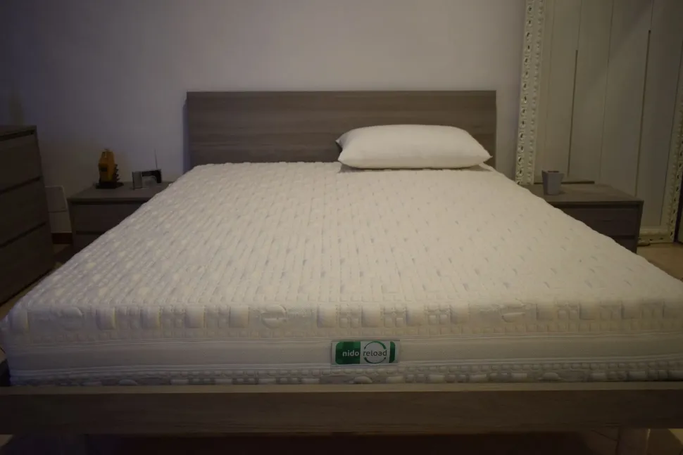 Camera da letto Camera orme Orme a prezzo ribassato