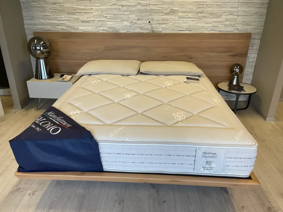 Camera da letto Devina nais Letto devina nais modello zen sospeso a prezzi outlet