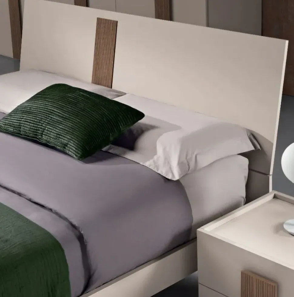 Camera da letto Gierre mobili Teo a prezzo ribassato in laminato