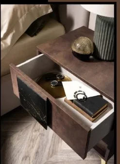 Camera da letto Grazia effetto marmo Mobilpiu in legno a prezzo Outlet