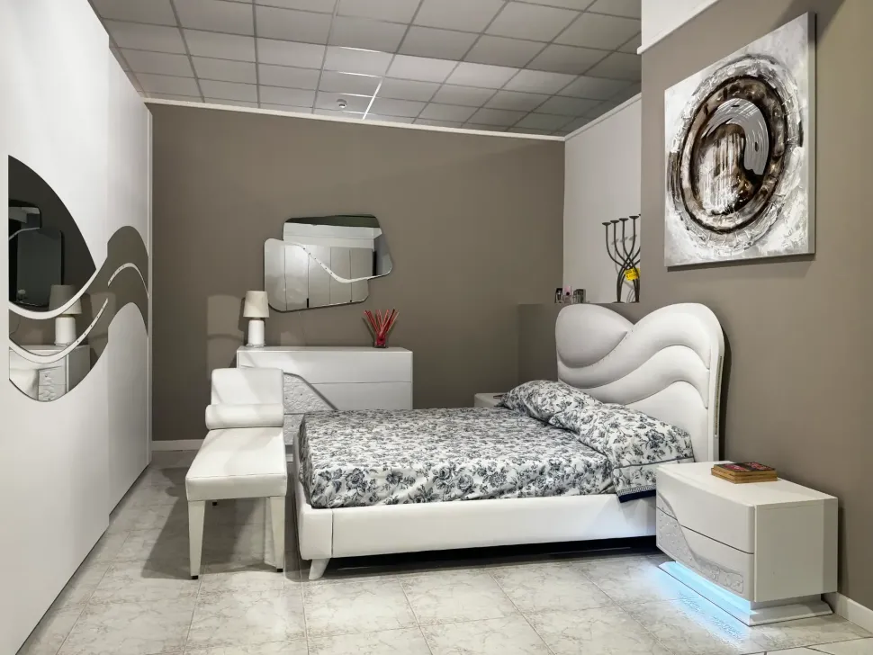 Camera da letto Incanto Artigianale in legno a prezzo ribassato