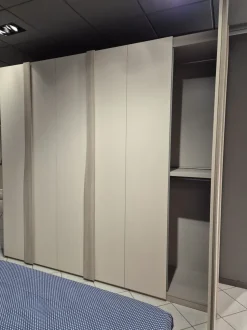 Camera da letto Infinity S75 in laminato a prezzo scontato