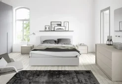 Camera da letto Letto + gruppo + armadio Novamobili in laccato opaco a prezzo scontato