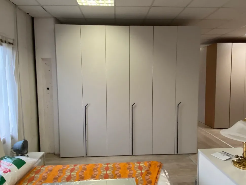 Camera da letto Light Orme in laminato a prezzo ribassato