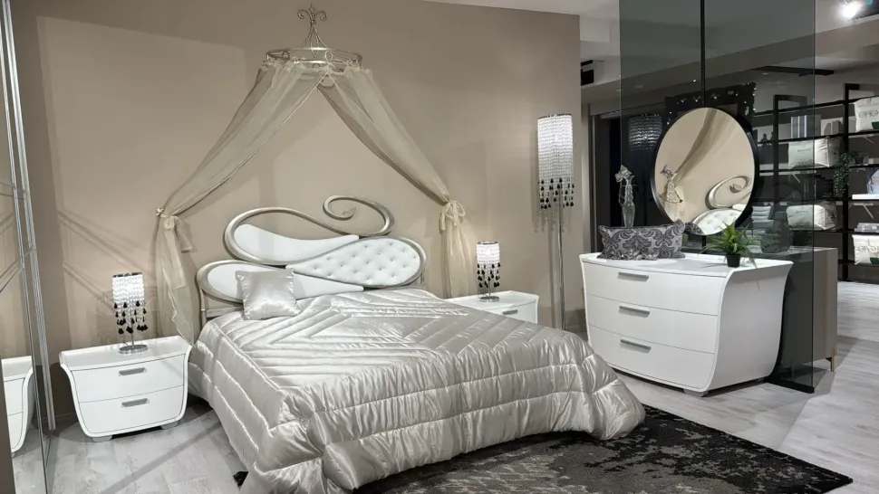 Camera da letto Mirror Artigianale in laccato opaco in Offerta Outlet