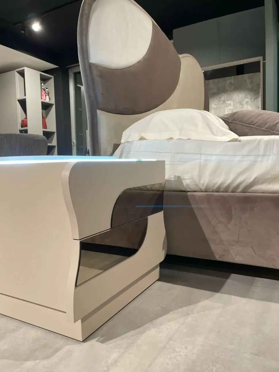 Camera da letto Mobilpiu Camera gaia a prezzo scontato in laccato opaco