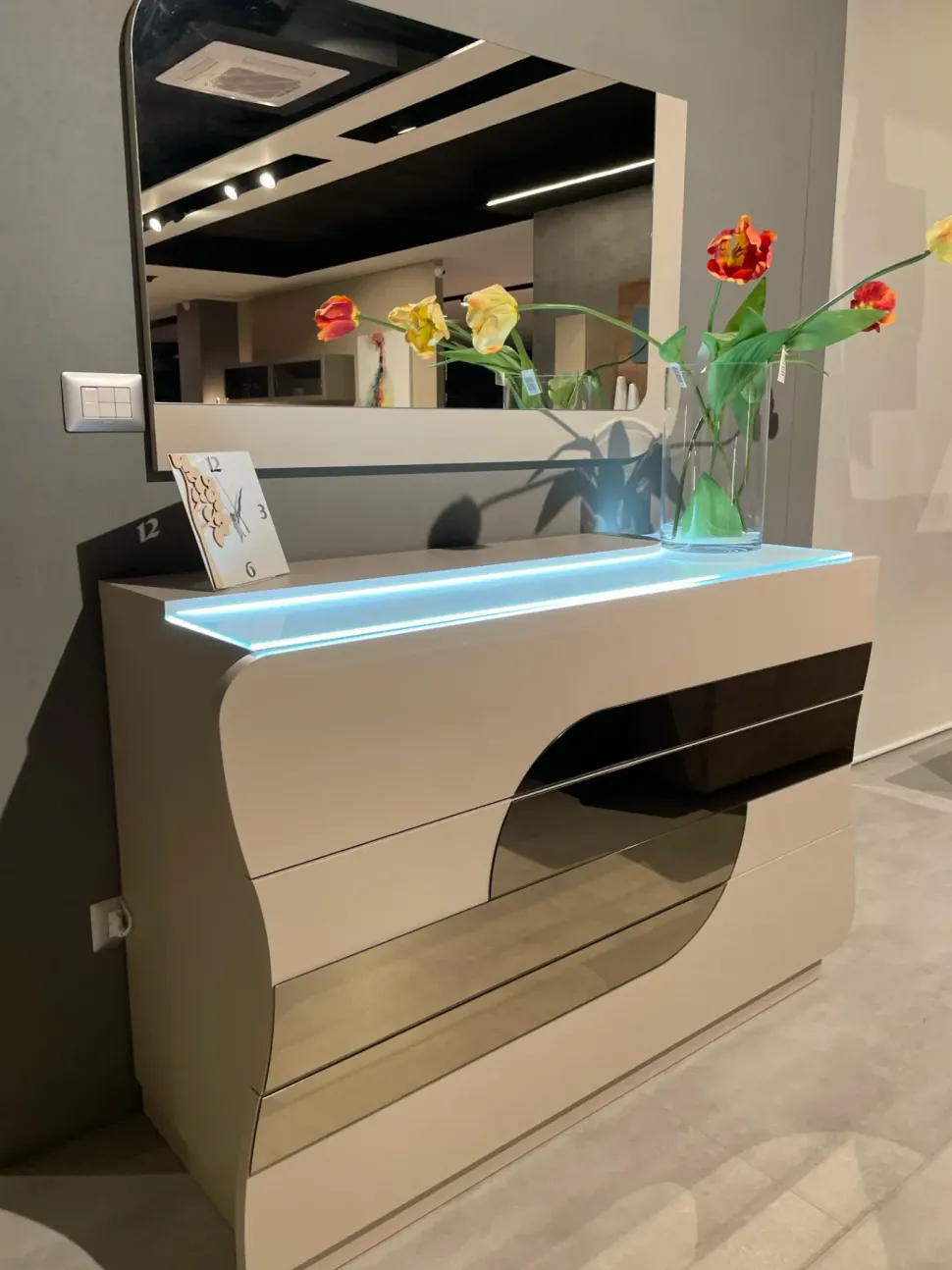 Camera da letto Mobilpiu Camera gaia a prezzo scontato in laccato opaco