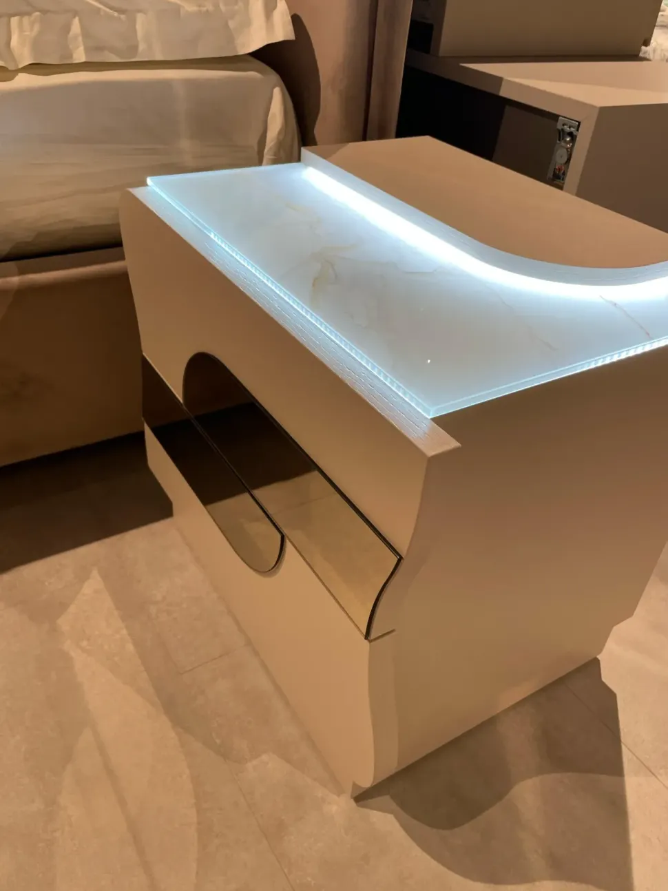 Camera da letto Mobilpiu Camera gaia a prezzo scontato in laccato opaco