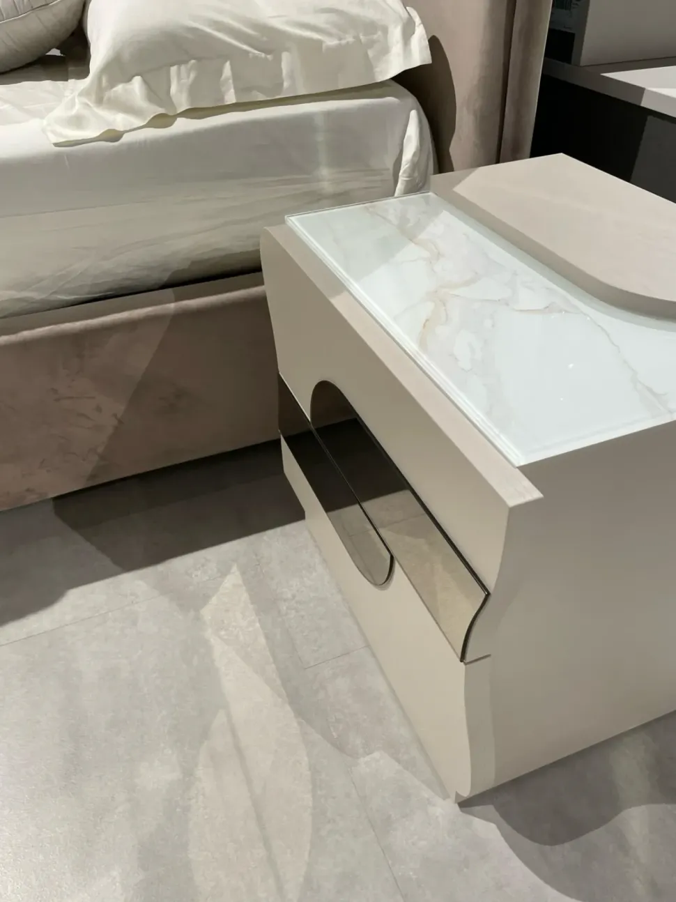 Camera da letto Mobilpiu Camera gaia a prezzo scontato in laccato opaco