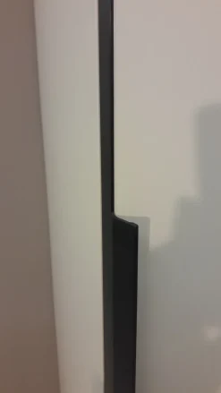 Camera da letto People Pianca in laccato opaco a prezzo Outlet. Un design moderno ed elegante per arredare la tua casa.