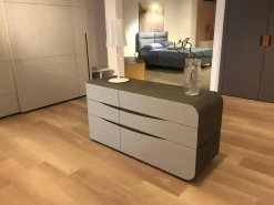 Camera da letto Prestige Voltan in laccato opaco a prezzo scontato