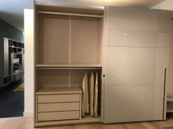 Camera da letto Prestige Voltan in laccato opaco a prezzo scontato