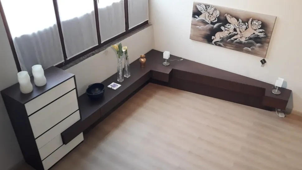 Camera da letto Retro letto artigianale Artigianale in legno a prezzo scontato