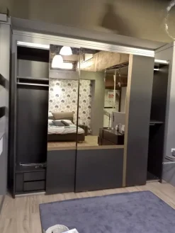 Camera da letto Two Fazzini in legno a prezzo ribassato