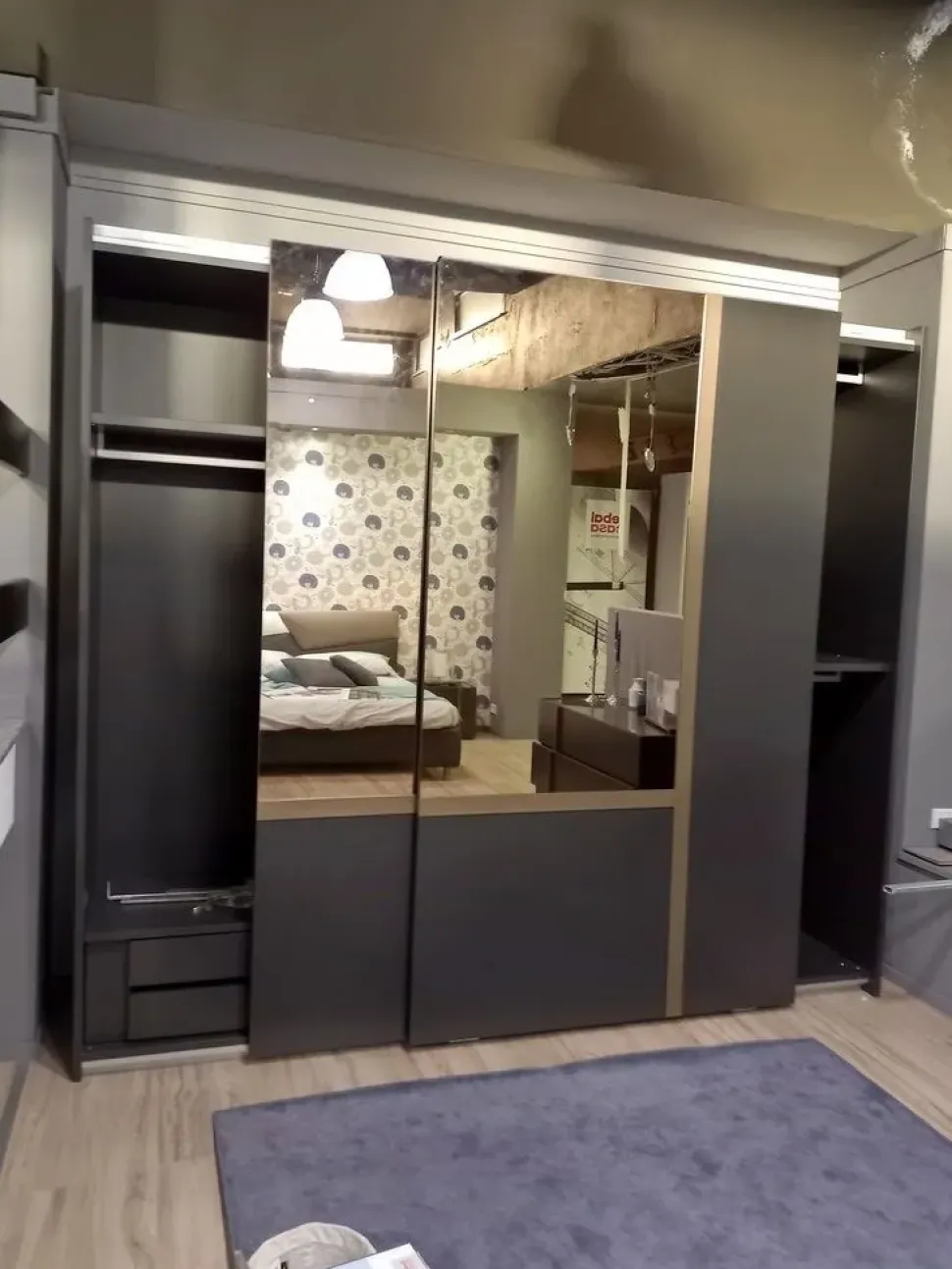 Camera da letto Two Fazzini in legno a prezzo ribassato