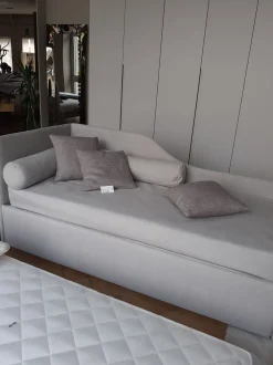 Camera da letto Vela Morassutti in laccato opaco a prezzo scontato