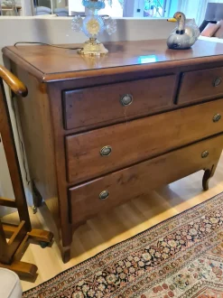 Camera da letto Venexia Ortolan in legno a prezzo ribassato