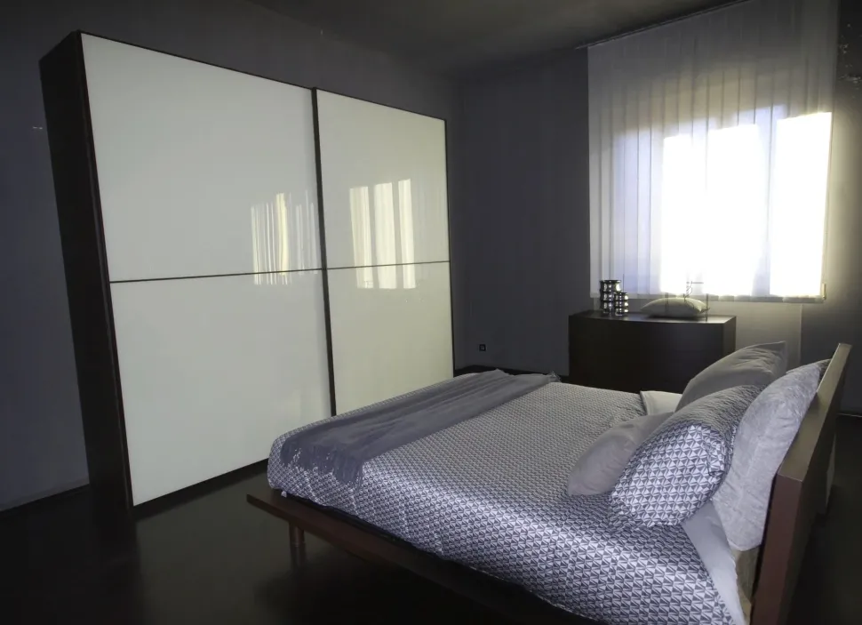 Camera da letto Vittoria Mobilificio vittoria in legno a prezzo ribassato