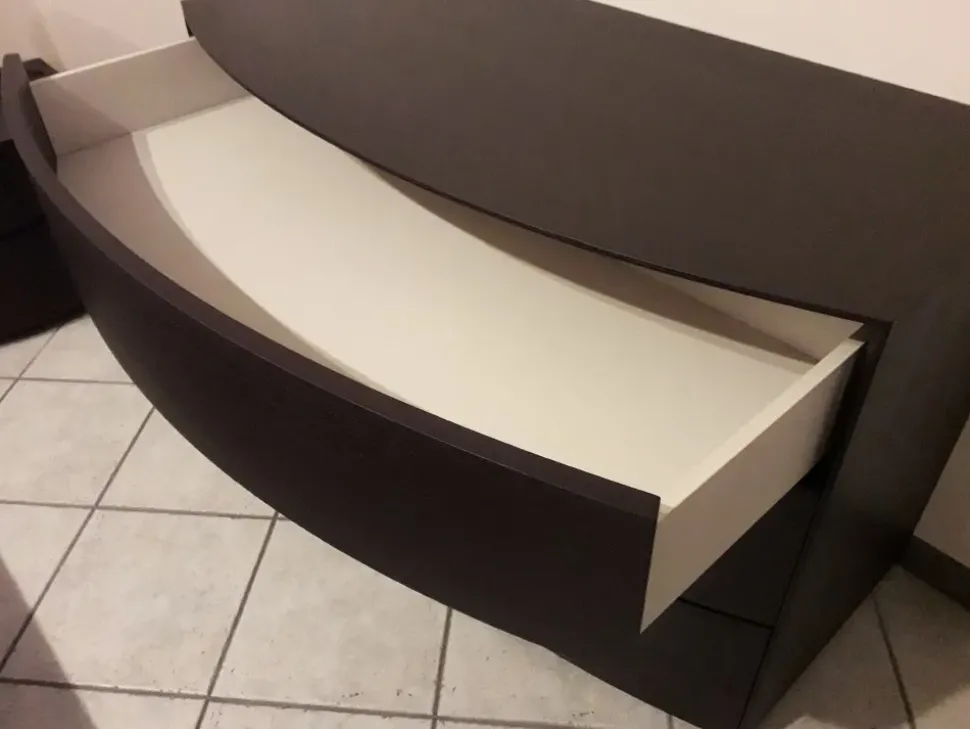 Camera da letto Vittoria Mobilificio vittoria in legno a prezzo ribassato