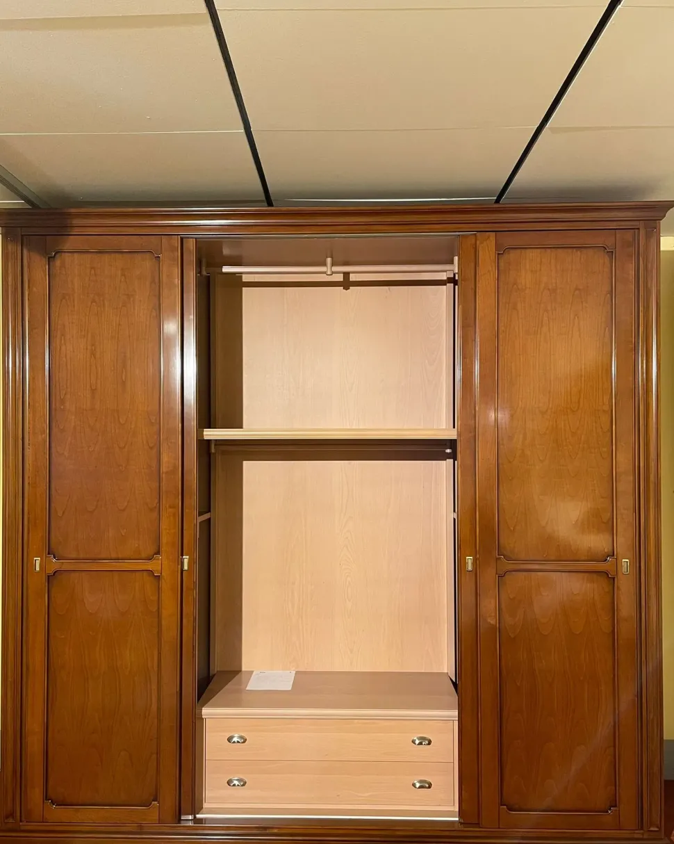 Camera Marchetti in ciliegio Massello a prezzo scontato!