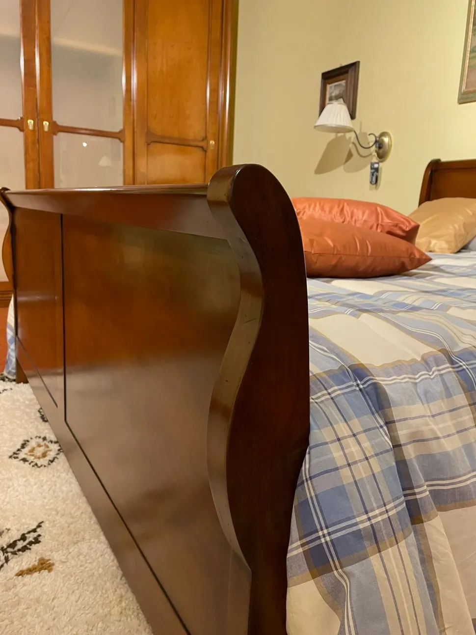 Camera Marchetti in ciliegio Massello a prezzo scontato!