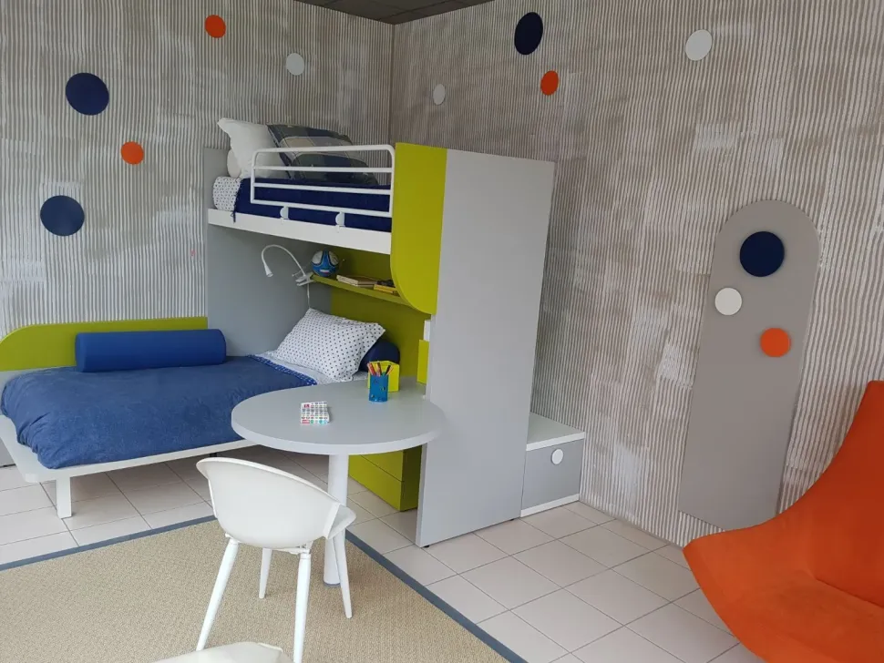 Cameretta Aramis Doimo cityline con letto a castello scontata