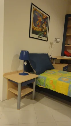 Cameretta Blu Artigianale con letto a terra a prezzo scontato