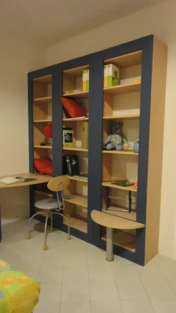 Cameretta Blu Artigianale con letto a terra a prezzo scontato