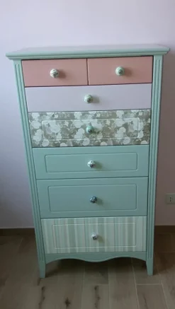 Cameretta Butterfly Callesella senza letto in offerta