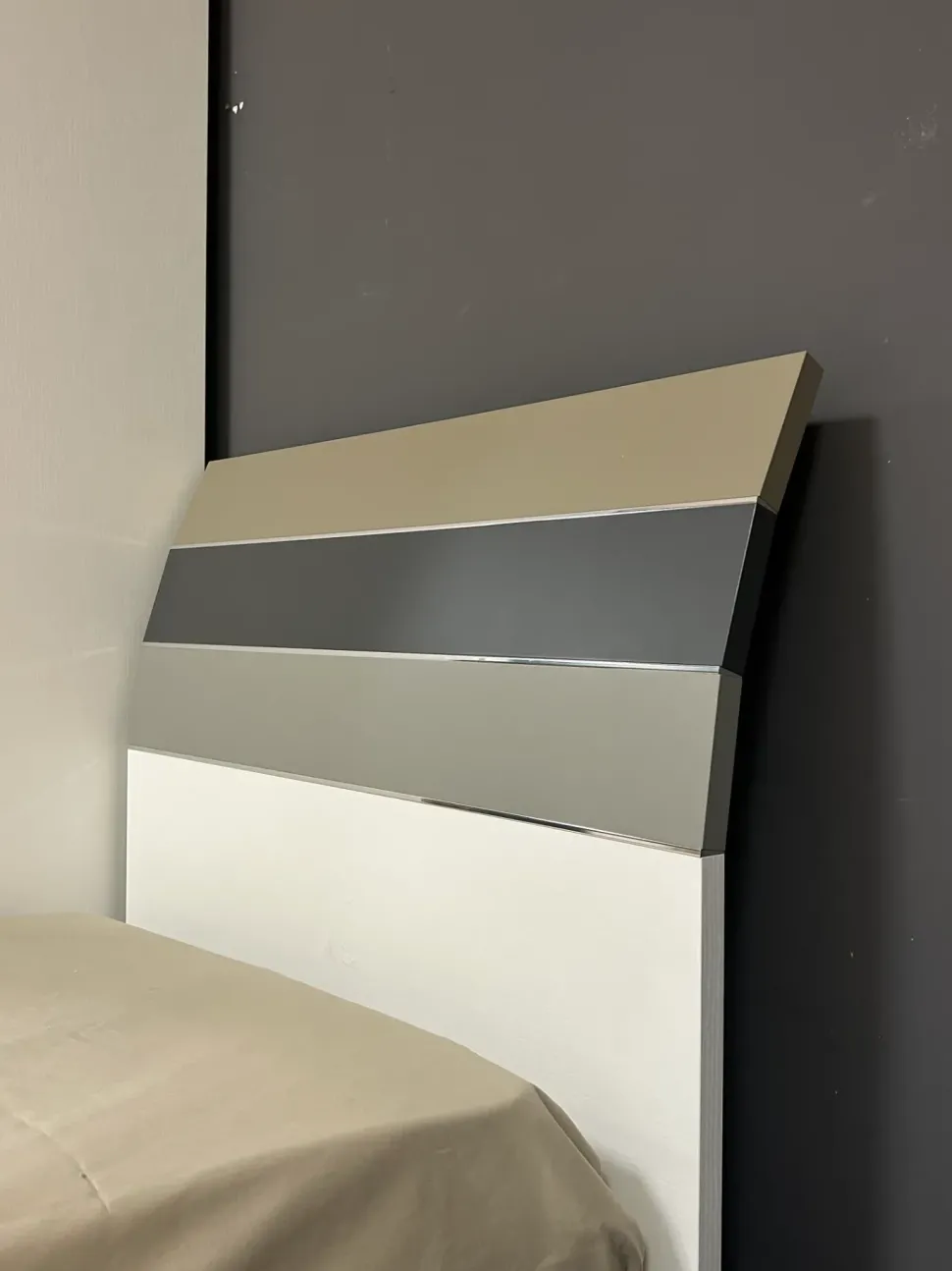 Cameretta Cameretta compact Moretti compact camerette in laminato opaco a prezzo scontato