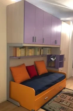 Cameretta Duepuntocinque Ime arredamenti con letto a terra in offerta