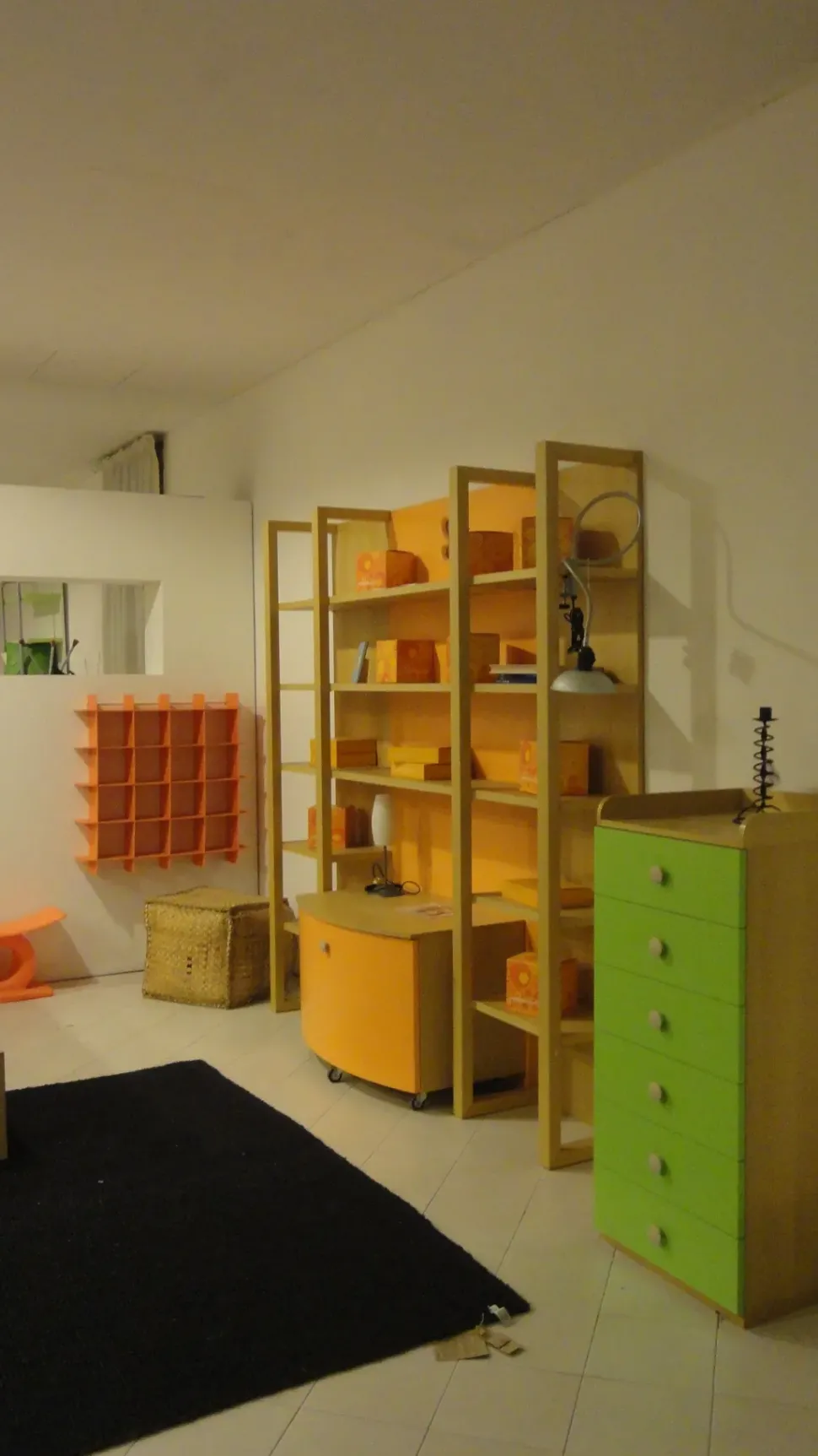 Cameretta Galli Artigianale con letto a terra in offerta