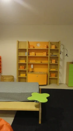 Cameretta Galli Artigianale con letto a terra in offerta