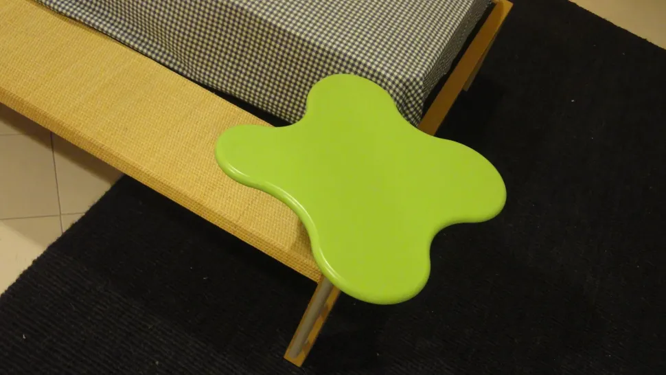 Cameretta Galli Artigianale con letto a terra in offerta