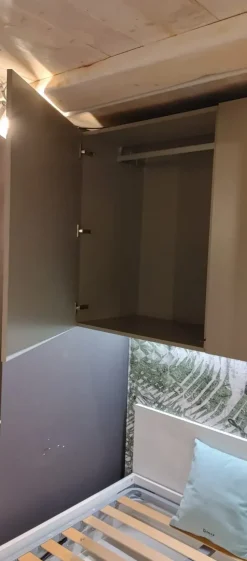 Cameretta in laminato materico Cameretta letto 1p 1/2 moretti compact Moretti compact scontata a PREZZI OUTLET