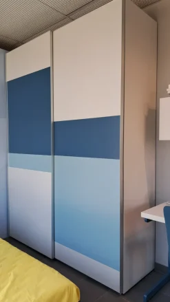 Cameretta in laminato opaco Cameretta moretti blu Moretti compact scontata a PREZZI OUTLET