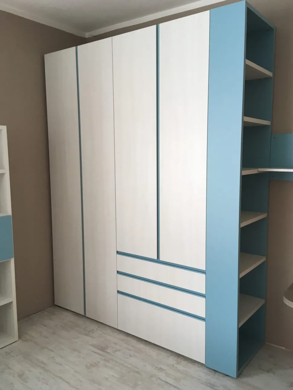 CAMERETTA Mistral Cameretta mistral letto, comodino, armadio e scrittoio SCONTATA a PREZZI OUTLET