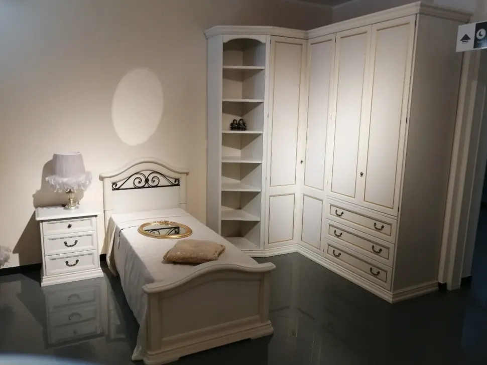 Cameretta Mod meridiani Venier con letto a terra a prezzo Outlet