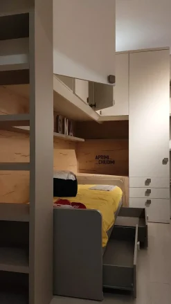 Cameretta Quick ponte Doimo cityline con letto a terra scontata