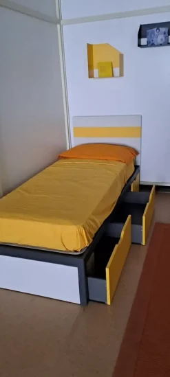 Cameretta Room 74 Moretti compact letti a terra a prezzo Outlet