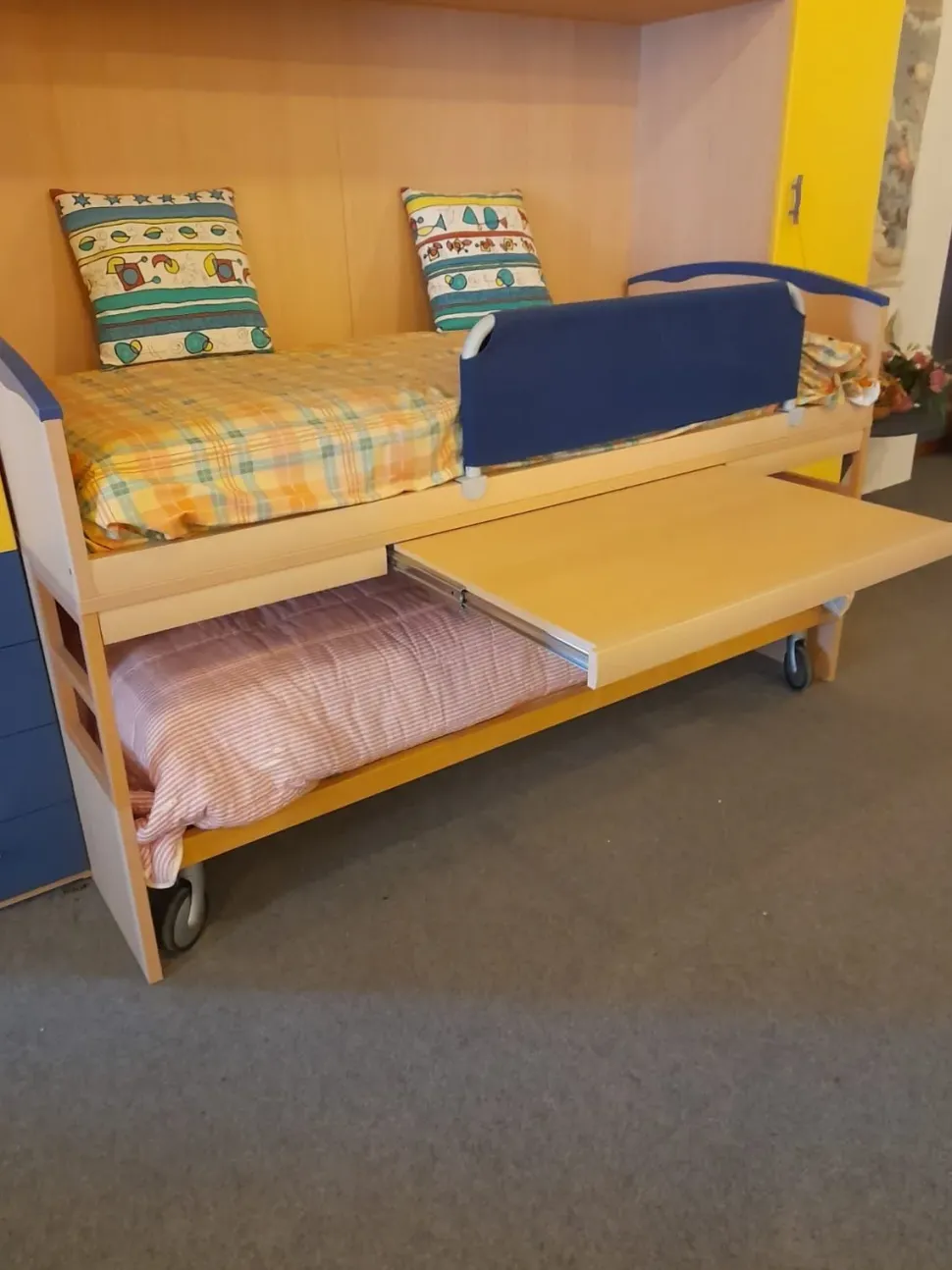 Cameretta Santi Assomobili in legno a prezzo Outlet