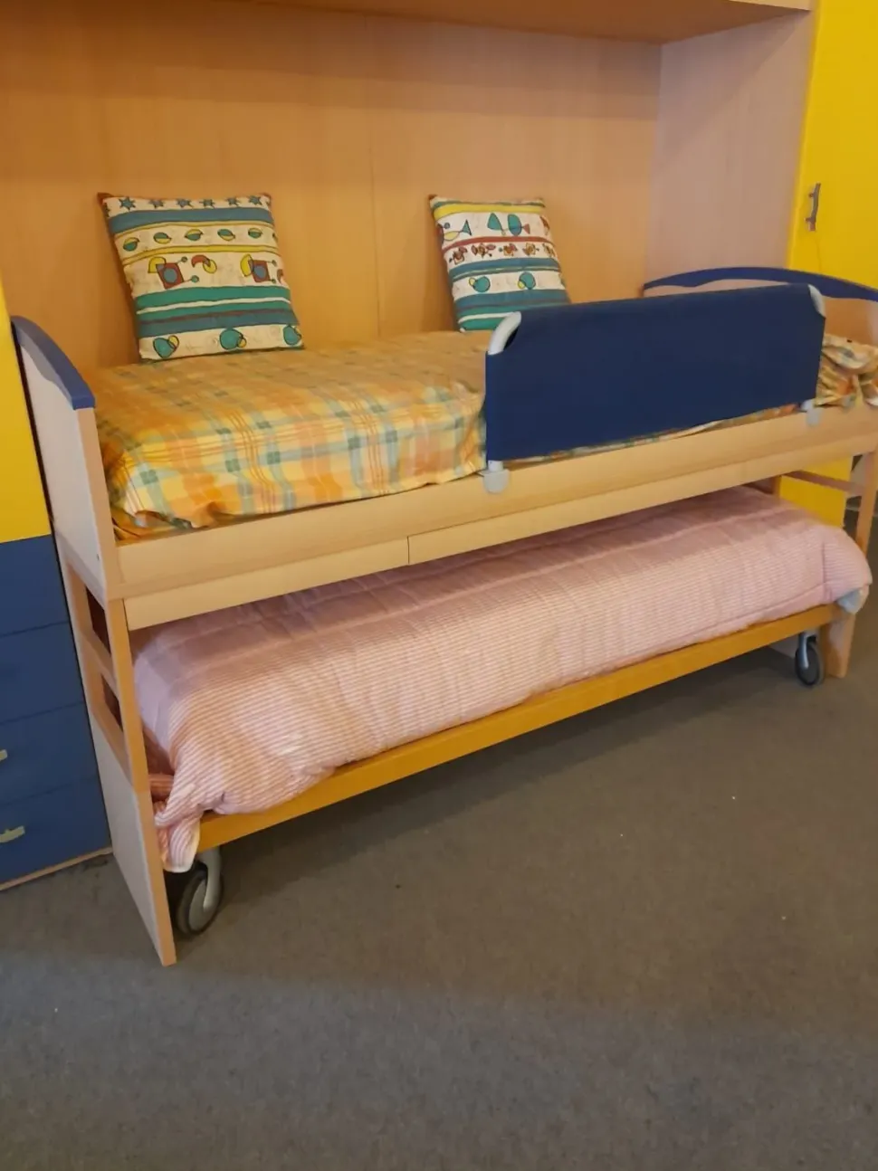 Cameretta Santi Assomobili in legno a prezzo Outlet