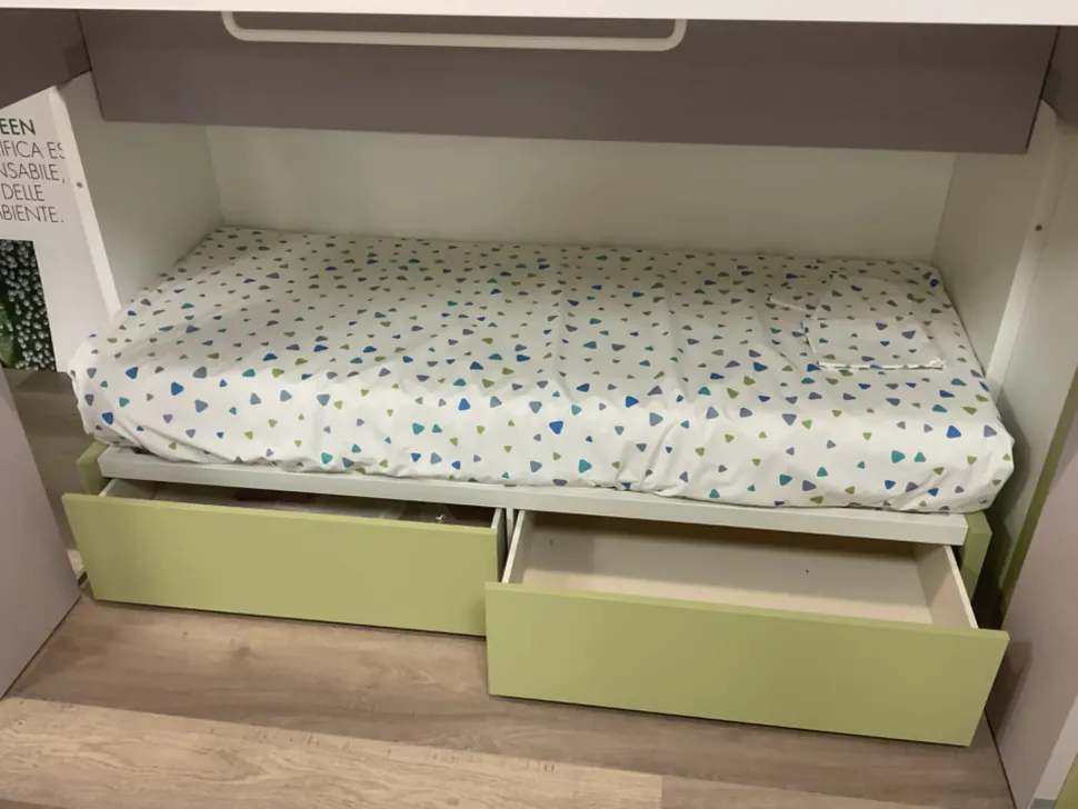 Cameretta Tana del lupo Doimo cityline con letto a castello scontata