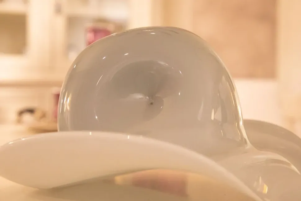 Cappello in vetro di murano Artigianale in stile design a prezzo ribassato