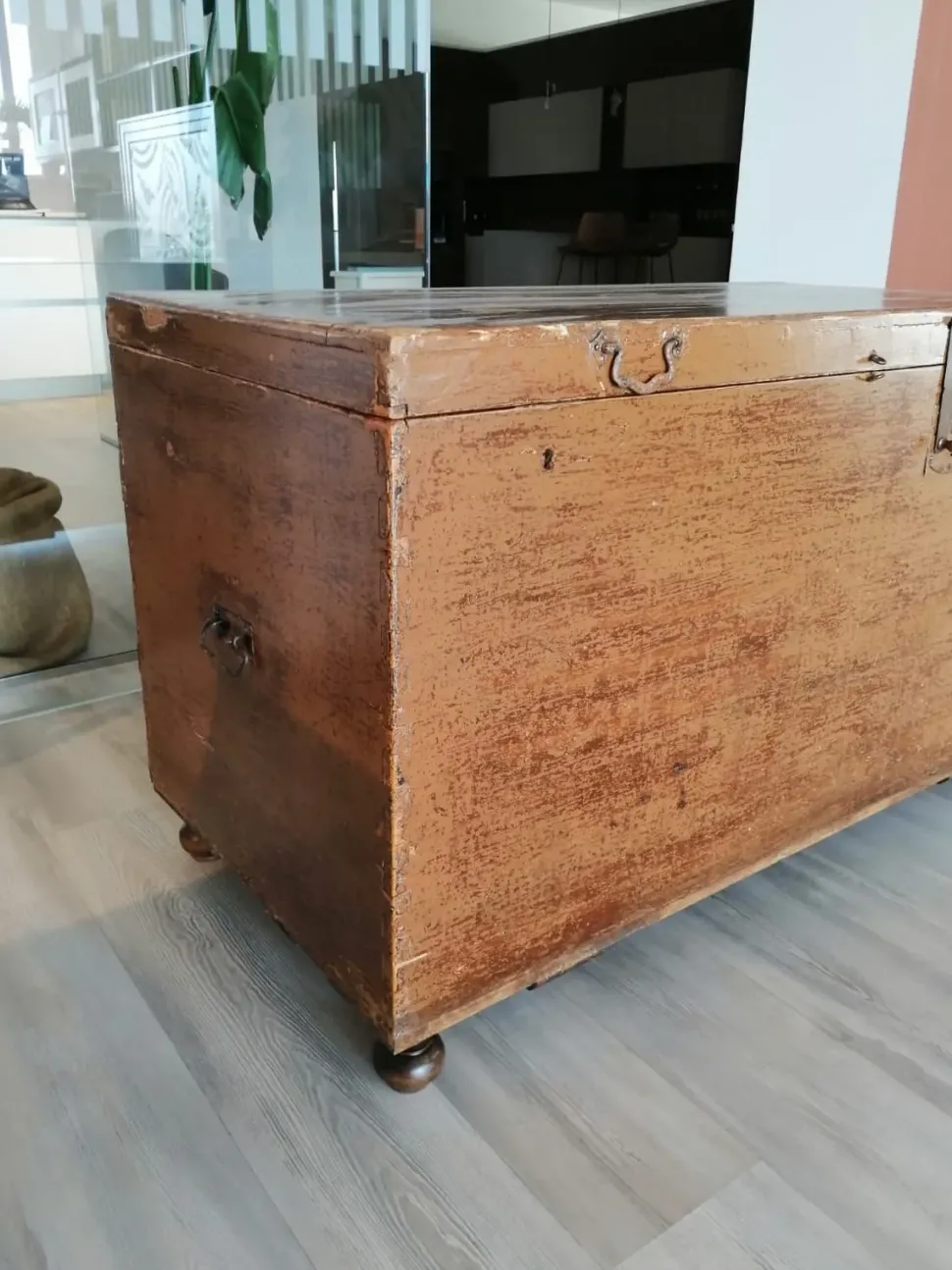 Cassapanca in stile arte povera con un ribasso imperdibile