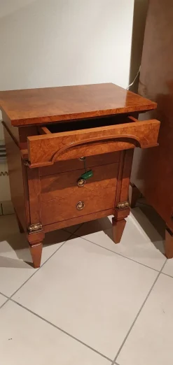 Cassettiera Classica modello Stile direttorio in radica a marchio Artigianale in Offerta Outlet